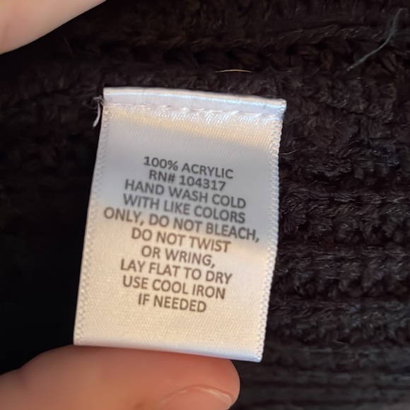 💛Derek Heart Vintage Inspired Rainbow 🌈 Sweater - Picture 7 of 8